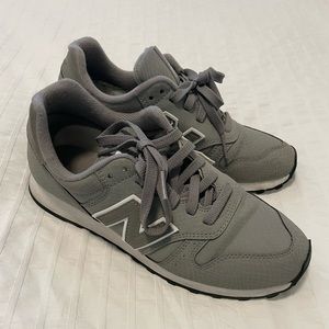 New Balance 373s